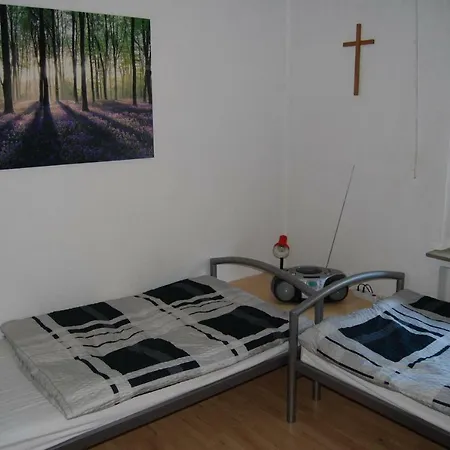 アパート 6 Schulstrasse *